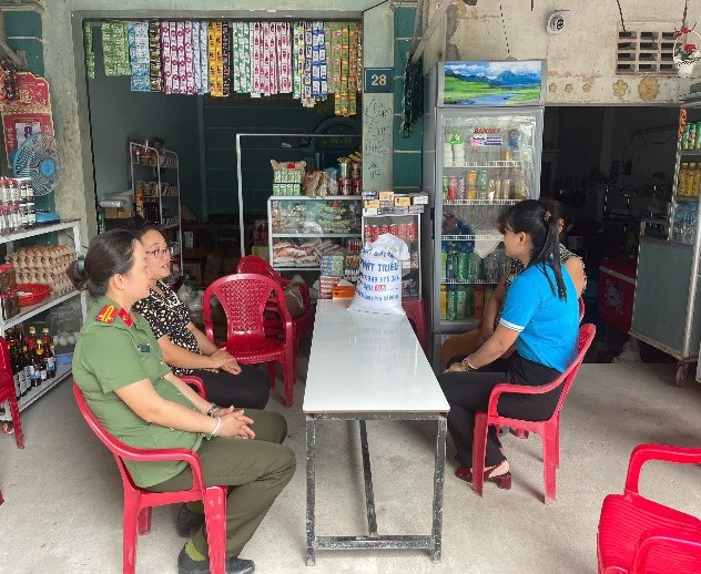 Hội Liên hiệp Phụ nữ xã Trà Cú hưởng ứng Ngày hội Đại đoàn kết toàn dân bảo vệ An ninh Tổ quốc