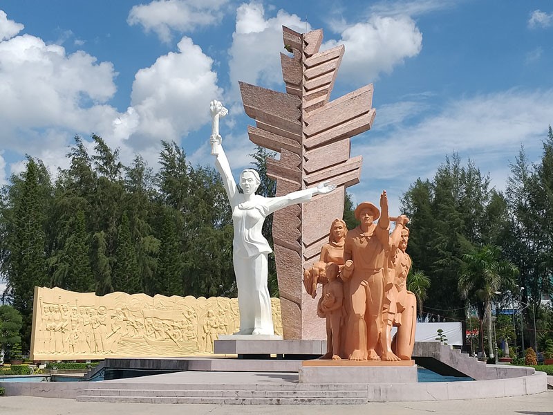 Tinh thần Ngày Bến Tre Đồng Khởi 17/1 bất diệt!