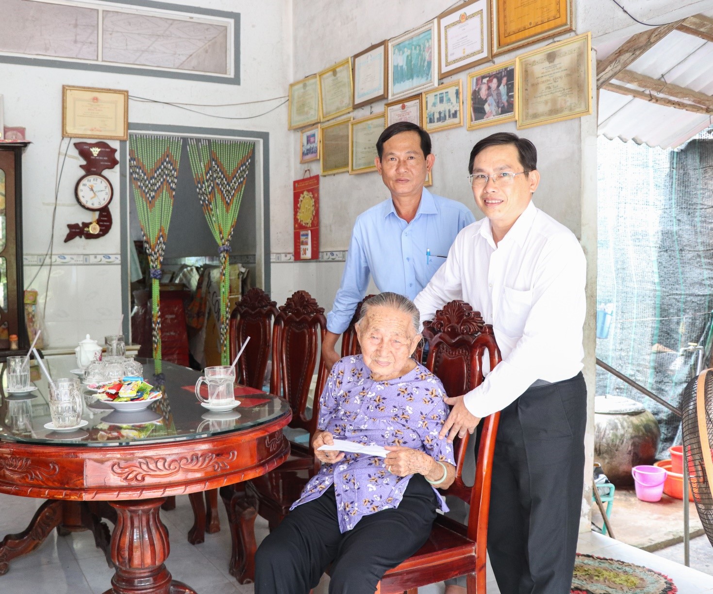 Xã Trà Cú tổ chức các hoạt động tri ân nhân kỷ niệm 78 năm Ngày Thương binh – Liệt sĩ