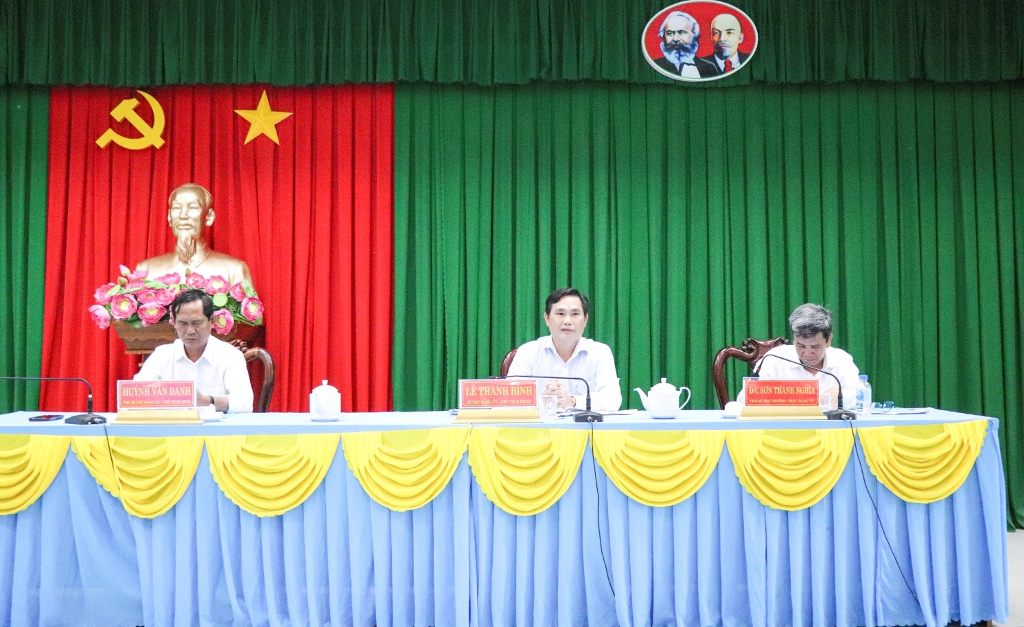 Trà Cú sơ kết tình hình thực hiện Nghị quyết tháng 4 và triển khai phương hướng, nhiệm vụ tháng 5 năm 2026