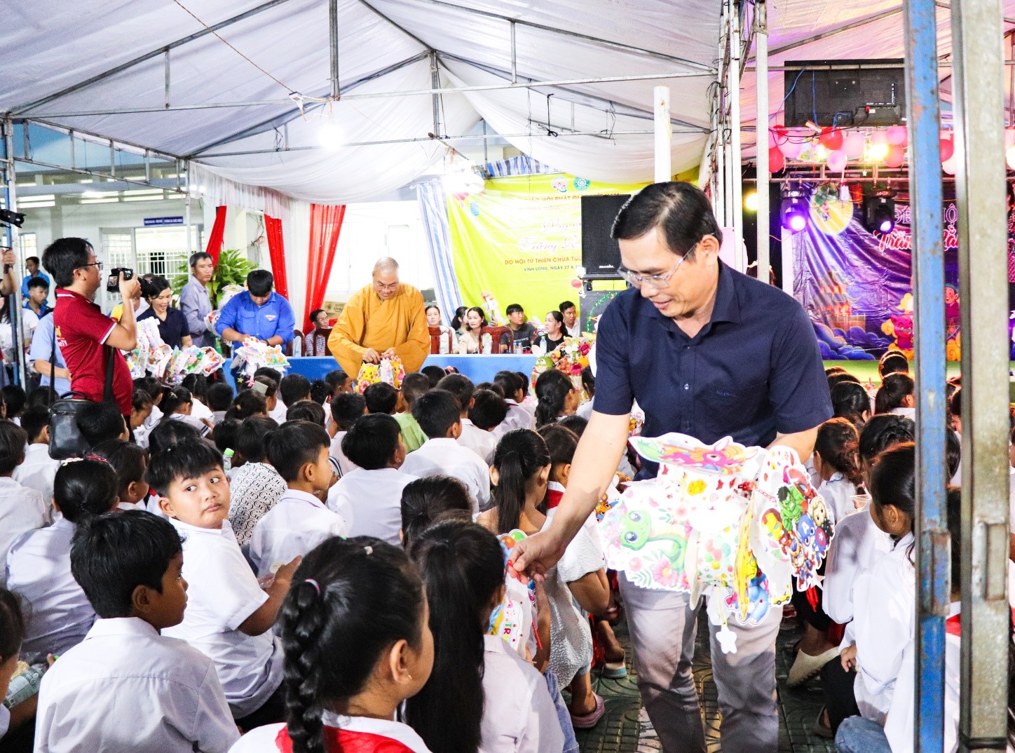 Trường Tiểu học Ngãi Xuyên A tổ chức Chương trình “Đêm hội trăng rằm”