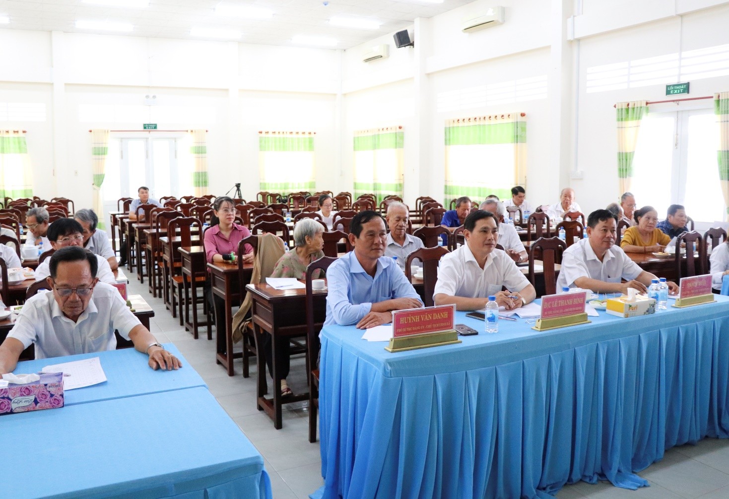 Trà Cú lấy ý kiến nhân dân về việc sáp nhập, tổ chức lại các ấp