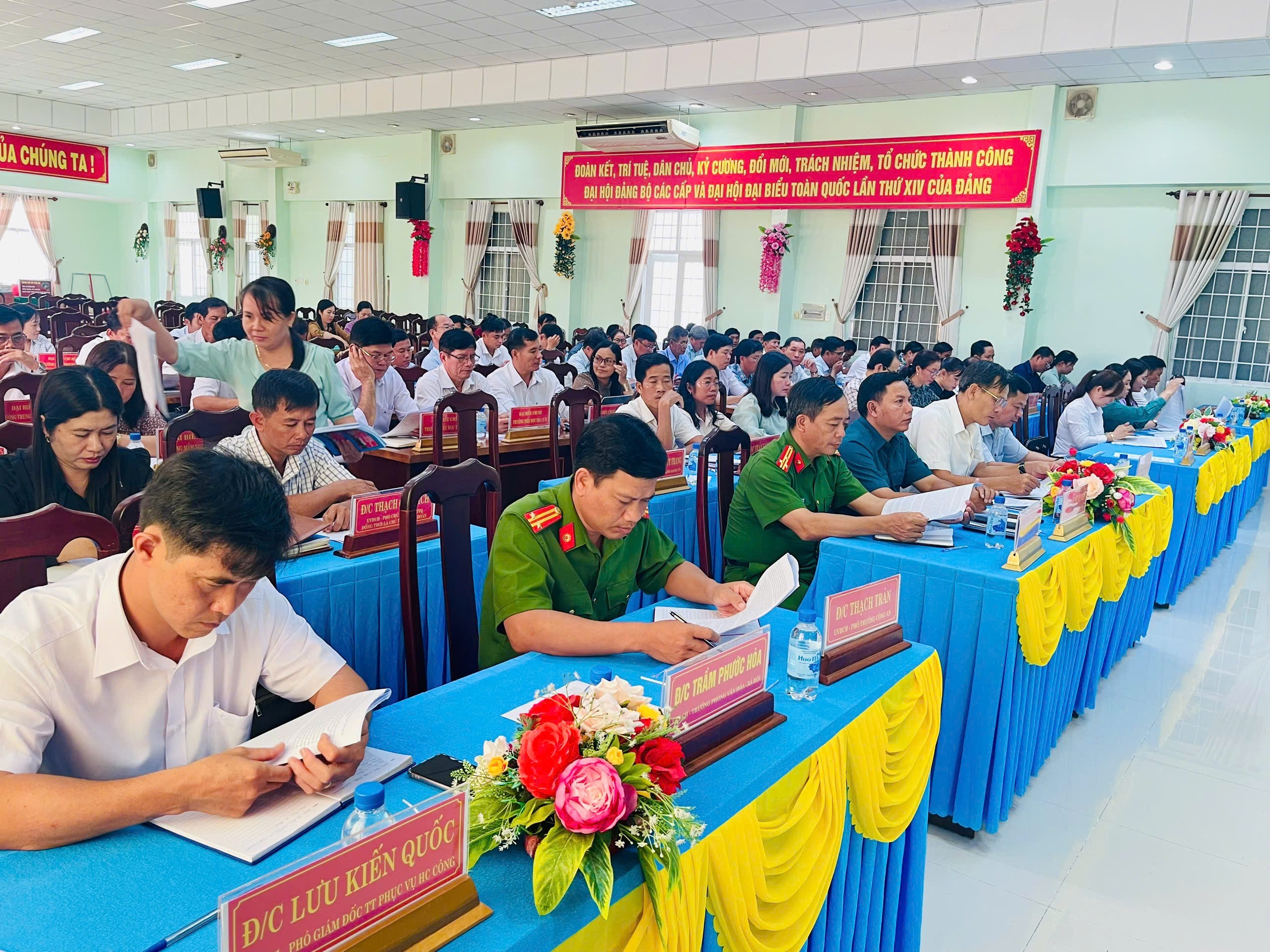 Đảng ủy xã Trà Cú sơ kết tình hình thực hiện nghị quyết tháng 11 và triển khai chương trình tháng 12 năm 2025